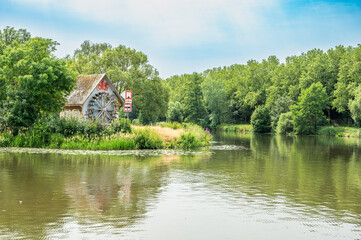 Obraz premium Mühle am Saarbrücker Osthafen