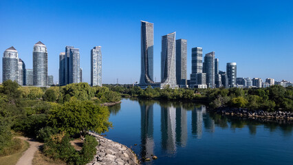 Humber Bay Shores Skyline on a Summer Morning in Etobicoke - Toronto, Ontario, Canada - obrazy, fototapety, plakaty