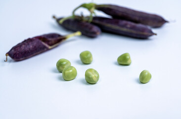 shelled peas close-up