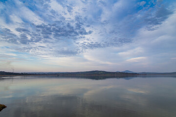Fototapeta premium Lake and clouds