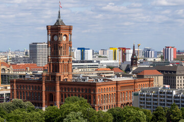Obraz premium Rotes Rathaus Berlin