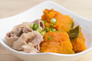 カボチャと豚肉の炊き合わせ