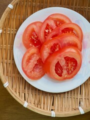 신선한 유기농 채소 빨간 토마토 슬라이스