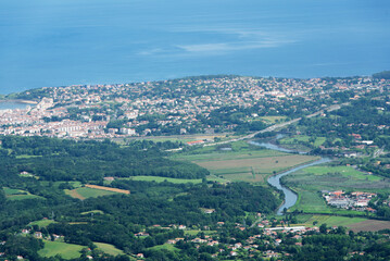 Panorama de Saint-Jean-de-Luz Nord depuis la montagne de la Rhune, France