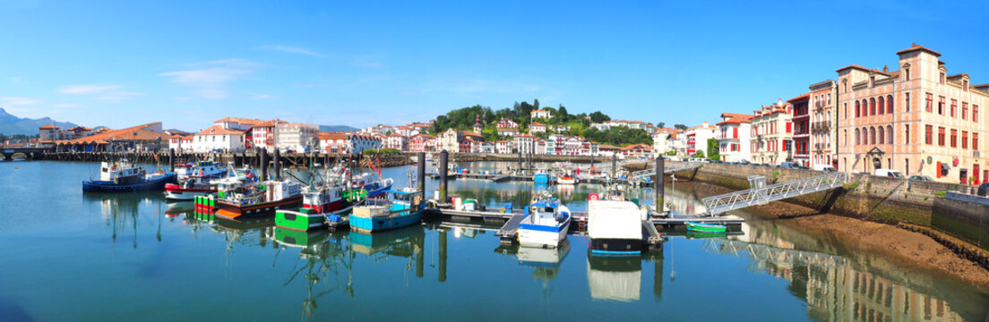 panoramic view of the fishing port of Saint Jean de Luz dominated by the house where the Infanta Maria Theresa of Spain had settled while awaiting her marriage to the King of France Louis XIV