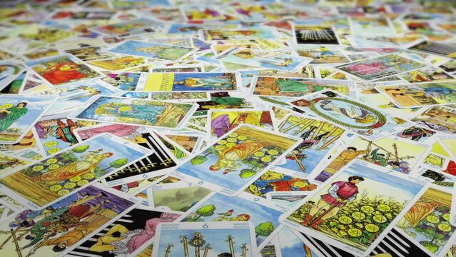 Loop Tarot Cards Background