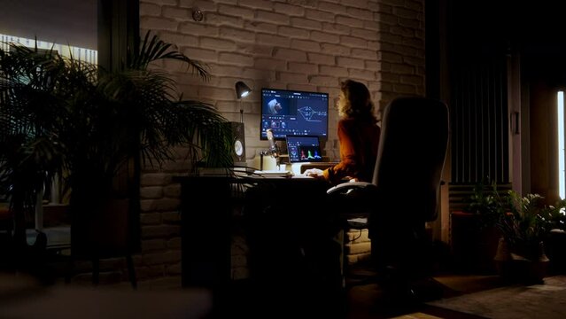 Unrecognizable 3d designer entering home office and started modeling on the computer