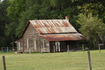 Fototapeta na wymiar An old country barn