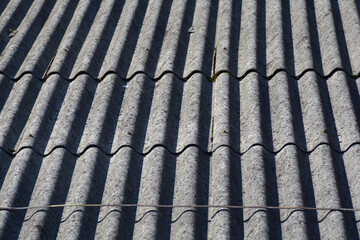 Textura de telhado antigo de ceramica cinza
