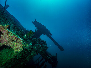Anti-aircraft machine gun on the ship wreck of the SS Thistlegorm in the Red Sea, Egypt. ...