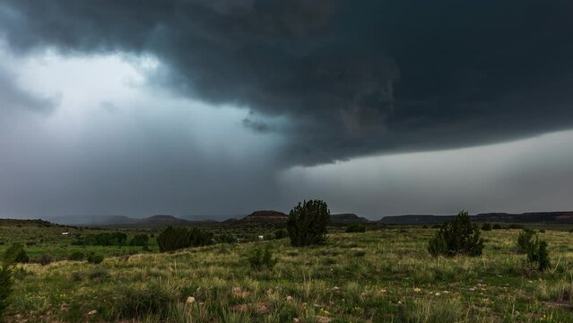 Heavy rainfall and hail from a big supercell in New Mexico, Time lapse