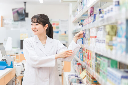 薬剤師」の写真素材 | 743,554件の無料イラスト画像 | Adobe Stock