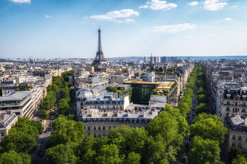 Fototapeta na wymiar Eiffel Tower from Arc de Triomphe