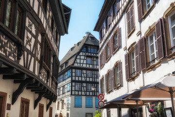 Strasbourg narrow alleyways