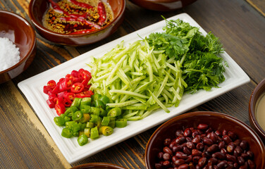 Ingredients required for special Chinese cold noodle