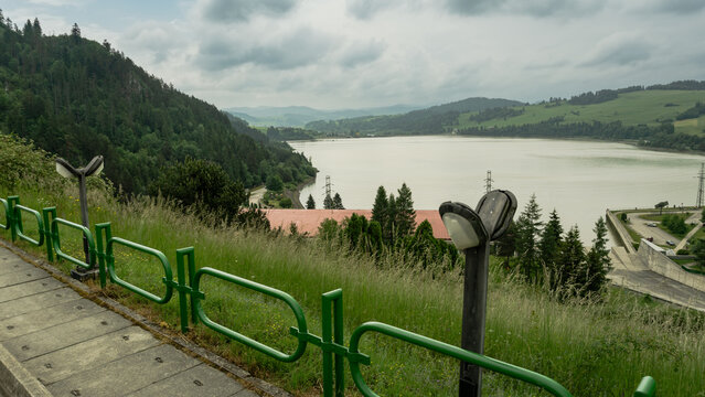 widok z zapory wodnej Nidzica