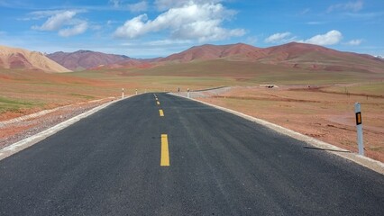 Beautiful view of the road against mountains
