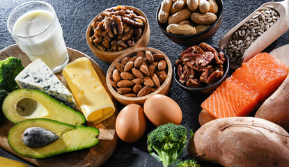 Composition with food products rich in biotin
