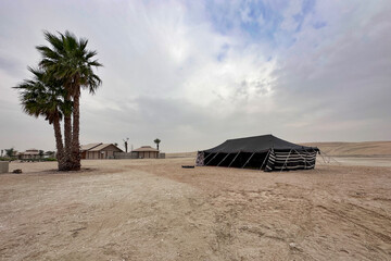 Bedouin tents at inland sea desert of Qatar  - obrazy, fototapety, plakaty