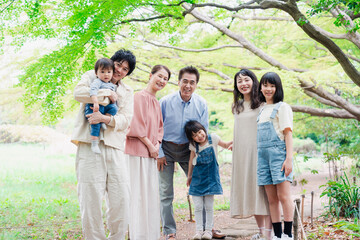 仲の良い3世代ファミリー