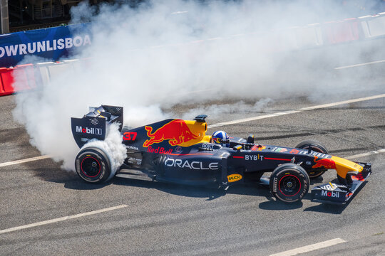 LISBON, PORTUGAL - JUNE 25, 2023: Red Bull Showrun Lisboa 2023. Formula 1 demonstration for motorsports fans in Belém, Lisbon. Red Bull RB7 Formula One racing car.