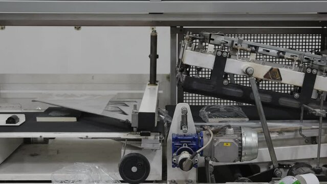Vacuum Pack Books Print Process Production Conveyor Belt Packaging Machine