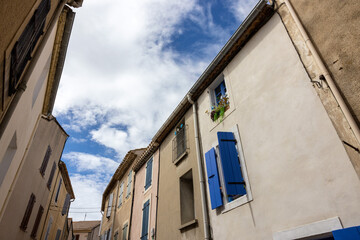 Façade ancienne dans le Sud de la France.