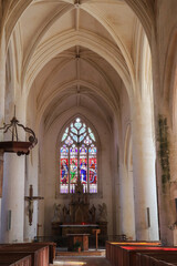 Fototapeta na wymiar Charente-Maritime - Saint-Just-Luzac - Nef de l'Eglise Saint-Just