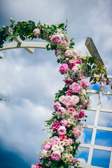 Dekoracje weselne, kwiaty na wesele, aranżacja weselna, oprawa weselna © Kristofer Vinc