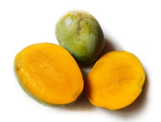 A popular variety of mango called Langra mango in local language in India. It is primarily grown in Varanasi, Northern India, Bangladesh and Pakistan. It is normally harvested during July.
