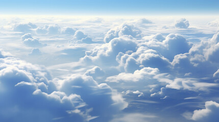 Beau ciel avec nuages lumineux
