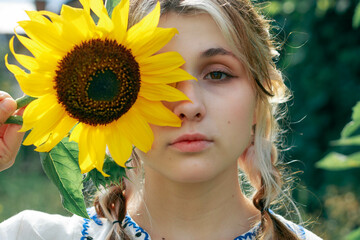 Girl-Ukraine,
Ukrainian woman in a field with a parasol