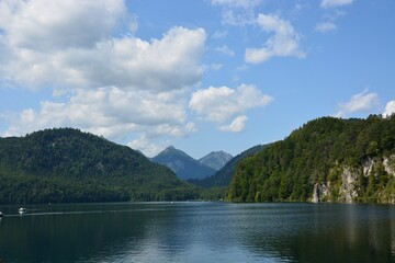 Obraz premium Lake ALPSEE, Southern Germany - Lake ALPSEE near Schwangau, Region of Allgau, beneath the Alps, Bavaria, Germany