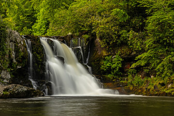 Obraz na płótnie Canvas Abrams Falls in the Great Smoky Mountains National Park