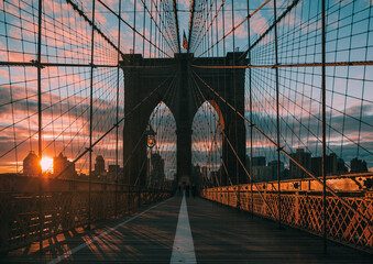 Fototapeta na wymiar sunrise at the Brooklyn Bridge New York