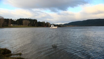 Beautiful view of lake Te Anau in the afternoon.