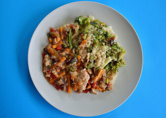 Chicken teriyaki with broccoli and quinoa