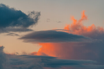 Nubes de atardecer