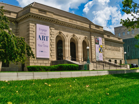 The Columbus Museum of Art (CMA) is an art museum in downtown Columbus, Ohio. A  Second Renaissance Revival style building. AKA The  Ross Building