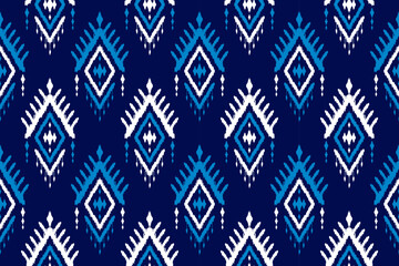 Motif beautiful ethnic Ikat art. Ethnic seamless pattern. Aztec geometric art ornament print. American, Mexican style. Design for background, wallpaper, fabric, clothing, carpet, batik, embroidery.