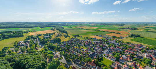 Abendlicher Blick ins Ries bei Mönchsdeggingen in Nordschwaben