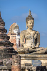 Fototapeta premium Wat Mahathat at Sukhothai National Historical Park, Sukhothai, Thailand