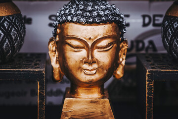 Statue visage du bouddha en bronze - Décoration d'intérieur symbole zen et paix