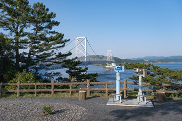 Fototapeta na wymiar 展望台から眺める大鳴門橋