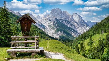  impossante Bergkulisse im Klausbachtal bei Ramsau  (Berchtesgaden) mit Blick auf das große...