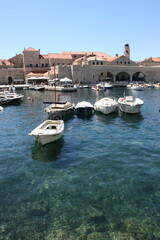 Le port de Dubrovnik (Dalmatie, Croatie)