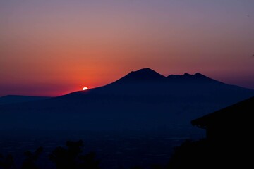 Obraz premium sunset over the Vesuvio