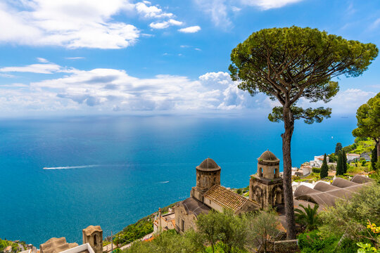 View from Ravello, Amalfi Coast (Costiera Amalfitana), UNESCO World Heritage Site, Campania