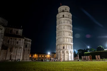 Photo sur Plexiglas Tour de Pise Leaning Tower of Pisa, Piazza dei Miracoli in Pisa, Tuscany, Italy and Pisa Cathedral, twilight night view