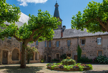 Cloitre, Saint-Geniès-d'Olt, Aveyron, France
